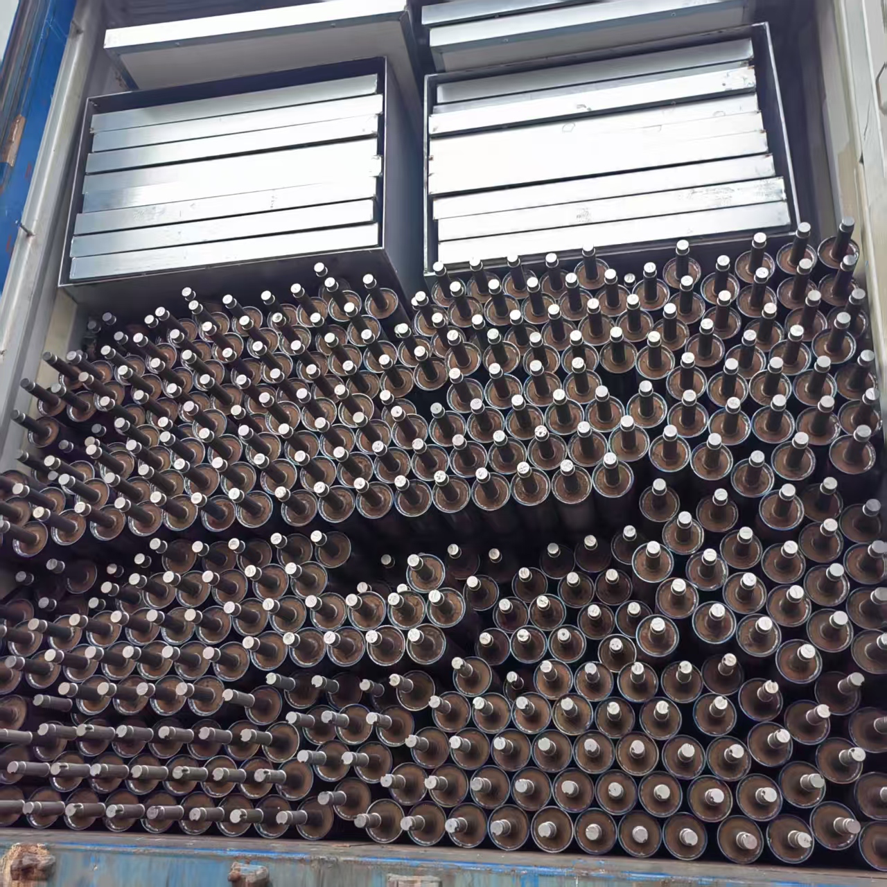 木片烘干设备装柜发货